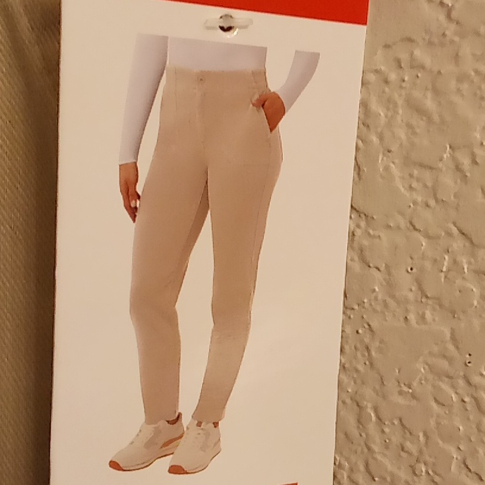 NEW 32 DEGREES HEAT Women Size M Tan Color A25